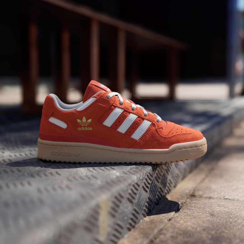 Adidas Forum Low CL Shoes Preloved Red / Ivory / Gum