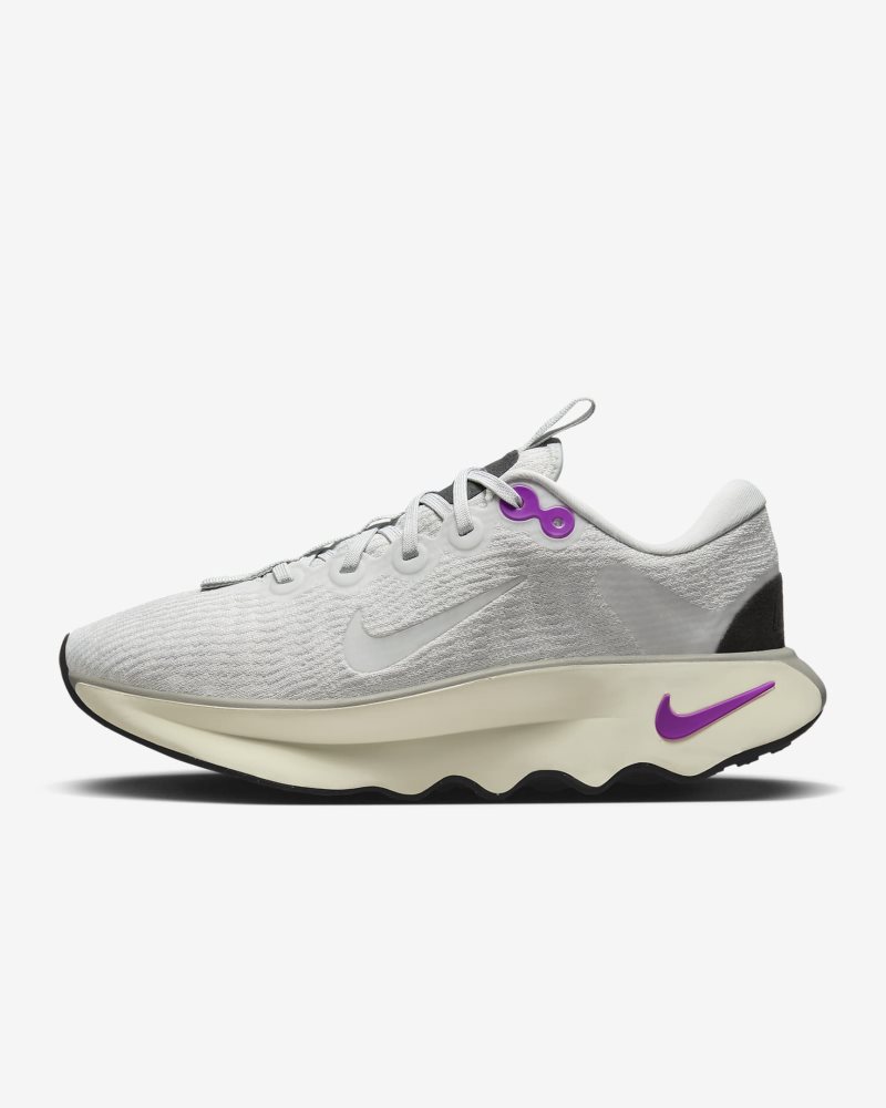 Nike Motiva Photon Dust/Hyper Violet/Coconut Milk/Photon Dust