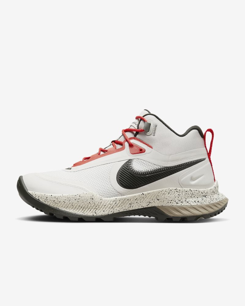 Nike React SFB Carbon Light Bone/Picante Red/Dark Stucco/Sequoia