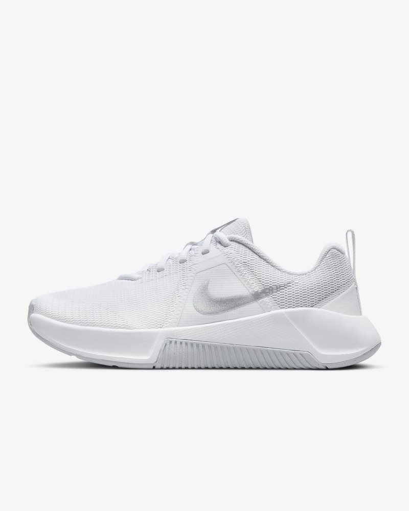 Nike MC Trainer 3 White/Photon Dust/Metallic Platinum