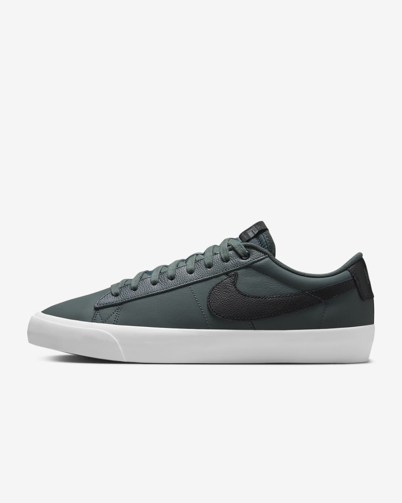 Nike SB Blazer Low Pro GT Vintage Green/Vintage Green/Summit White/Black