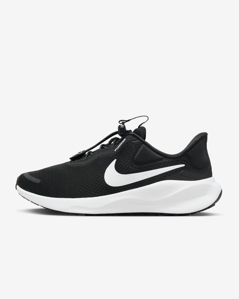 Nike Revolution 7 EasyOn Black/White