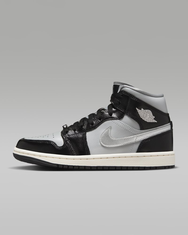 Air Jordan 1 Mid SE Black/Light Smoke Grey/Sail/Metallic Silver