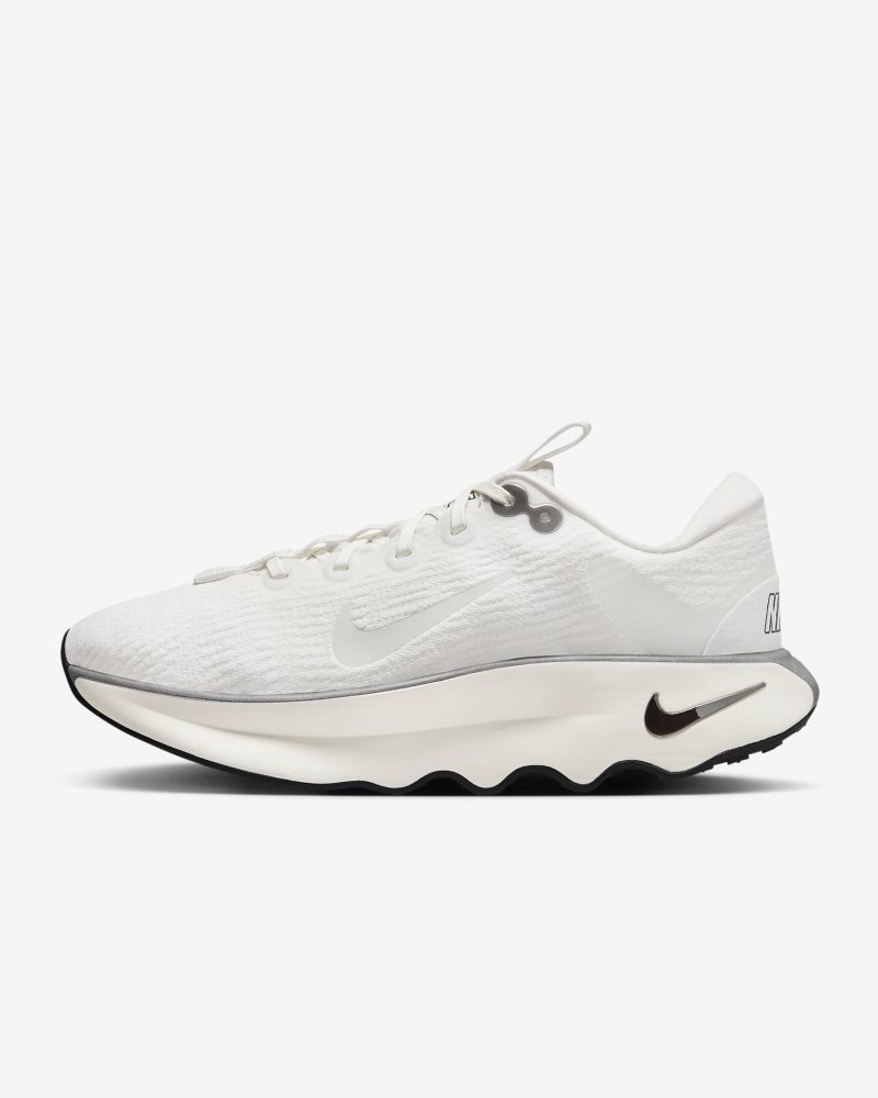 Nike Motiva Summit White/Sail/Black/Summit White