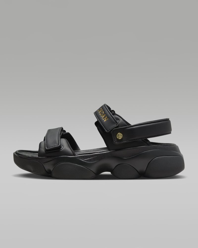 Jordan Deja Black/Metallic Gold