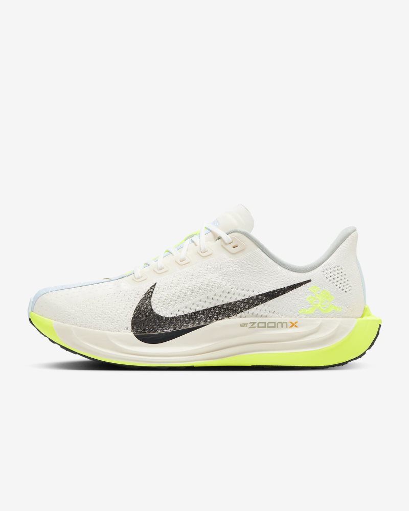 Nike Pegasus Plus Sail/Pale Ivory/Volt/Black